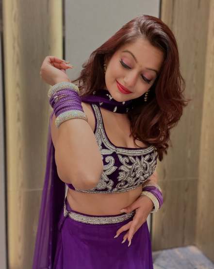 Manasi Naik Shares Hot pictures on social media in purple Lehenga