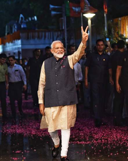 Prime Minister Narendra Modi declares 11 Resolutions for next year