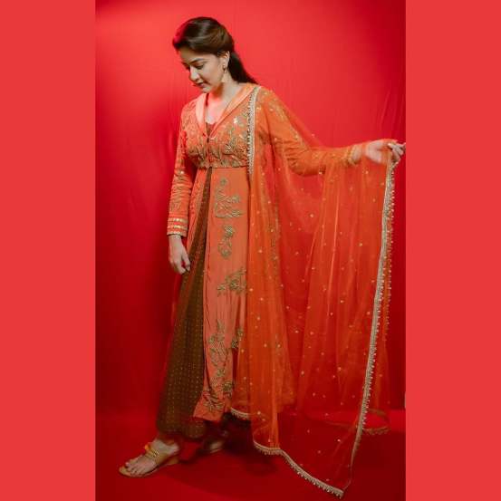 Vaidehi Parashurami Orange Designer Dress Look