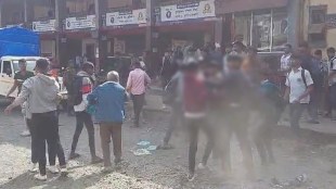 College Students Clash Lonavala, Students Clash Bus Stand Lonavala, Lonavala,