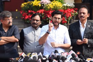 Aditya Thackeray criticizes Amit Shah,