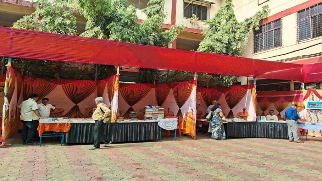 Navi Mumbai book festival , Navi Mumbai book festival less crowd , book festival, Navi Mumbai,