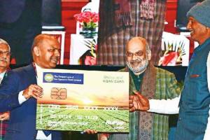 amit shah inaugurates 10000 newly formed multipurpose pacs