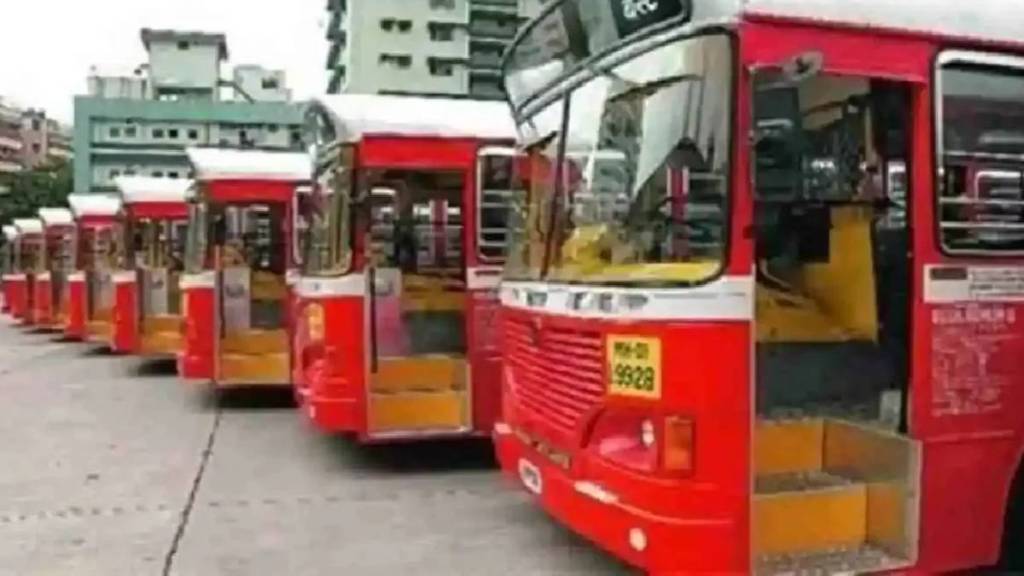 Bus services stopped in Kurla West after BEST bus accident mumabi news