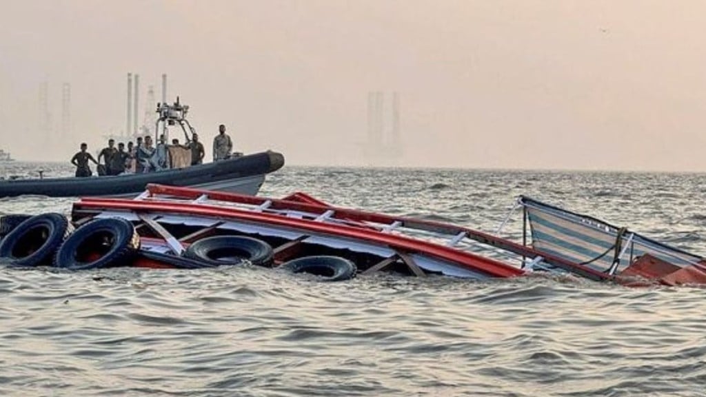 13 died mumbai boat accident