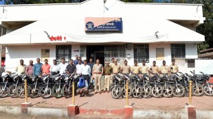 sangli two wheeler thief