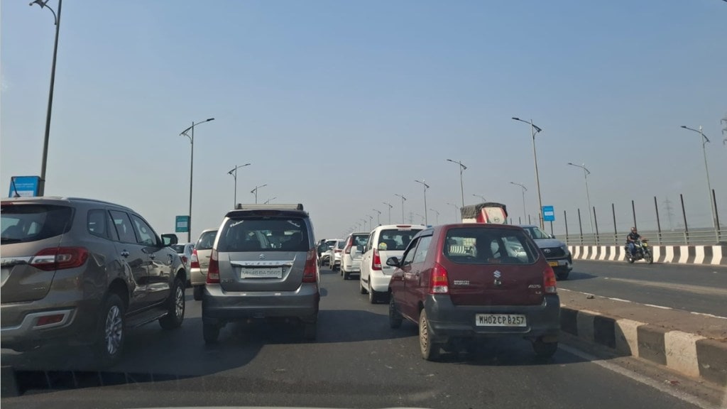 navi Mumbai vashi bridge traffic jam