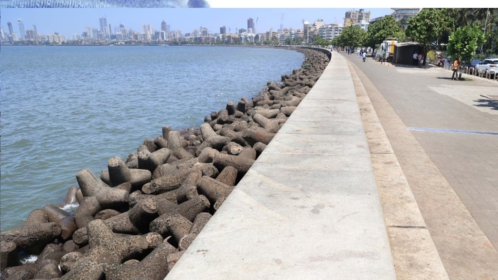 mumbai city Only two beaches out of 12 safe