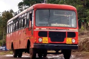 mumbai st bus stand closed