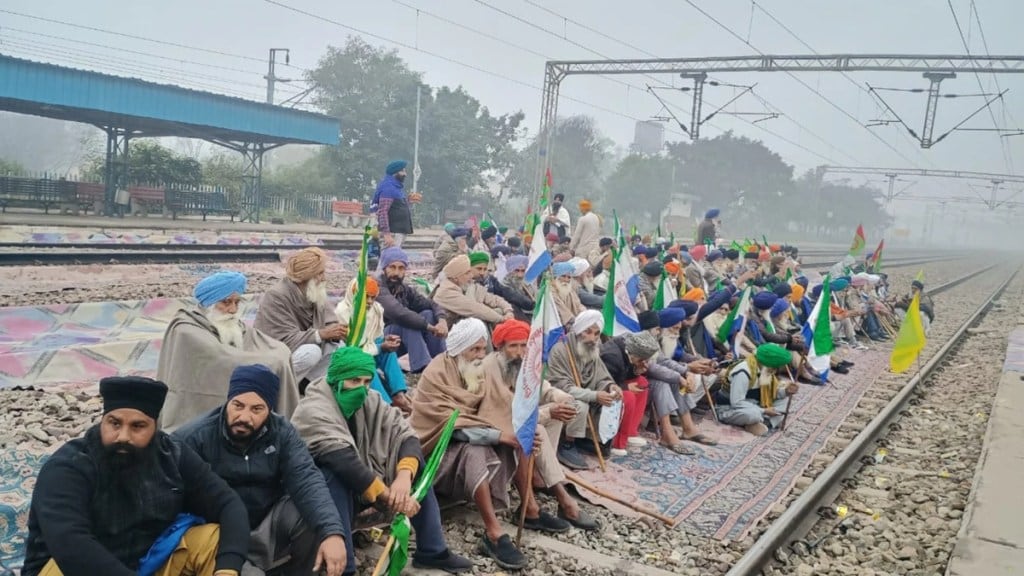 Punjab farmers protest marathi news