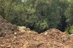 Municipal corporation takes action against illegally construction debris in Borivali