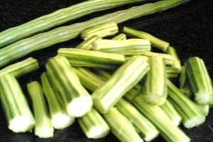 green drumsticks cost rs 600 per kg in pune markets