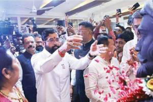 eknath shinde accept Deputy CM role,