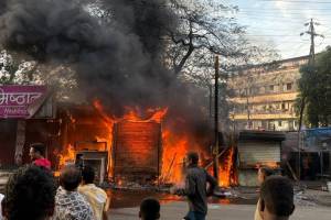 massive fire breaks out at footwear shops in virar