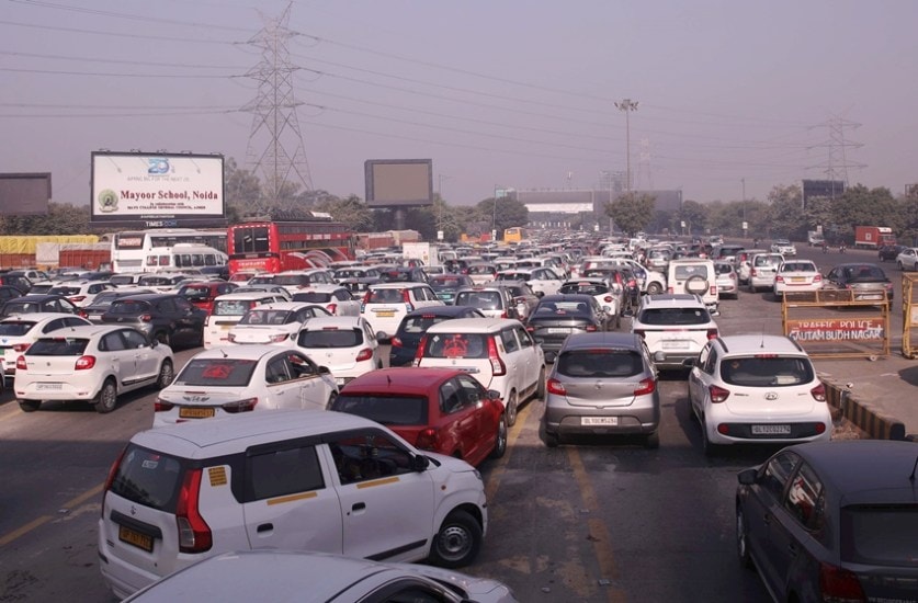 Noida-Delhi border news