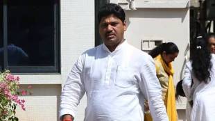 minister dhananjay munde meet cm devendra fadnavis over murder of sarpanch santosh deshmukh