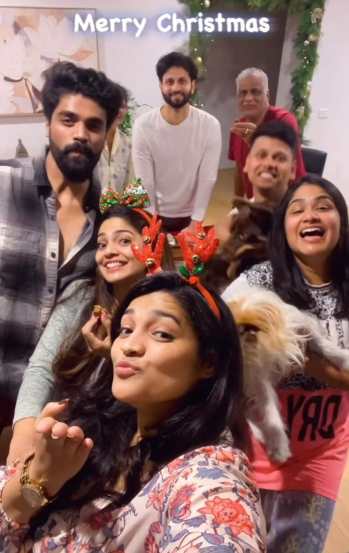 pooja sawant and family celebrates christmas in australia