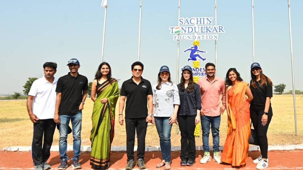 Sachin Tendulkar inaugurates Maandeshi Foundation stadium satara news | माणदेशी फाउंडेशनच्या स्टेडियमचे सचिन तेंडुलकर याच्या हस्ते उद्घाटन ( संग्रहित छायाचित्र)/ लोकसत्ता