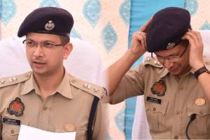 success story Of IPS Shakti Awasthi In Marathi