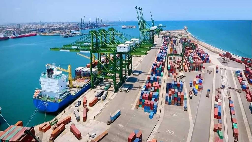 MoU worth Rs 20000 crores signed for construction of Vadhan Port