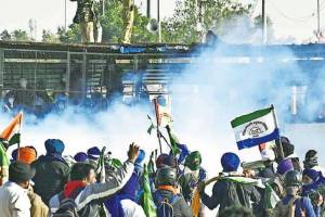 police fired tear gas at shambhu border to stop march of protesting farmers