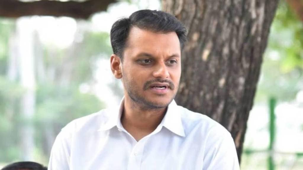 yugendra pawar slams ajit pawar ncp for not opposing gopichand paradkar over his remarks on sharad pawar