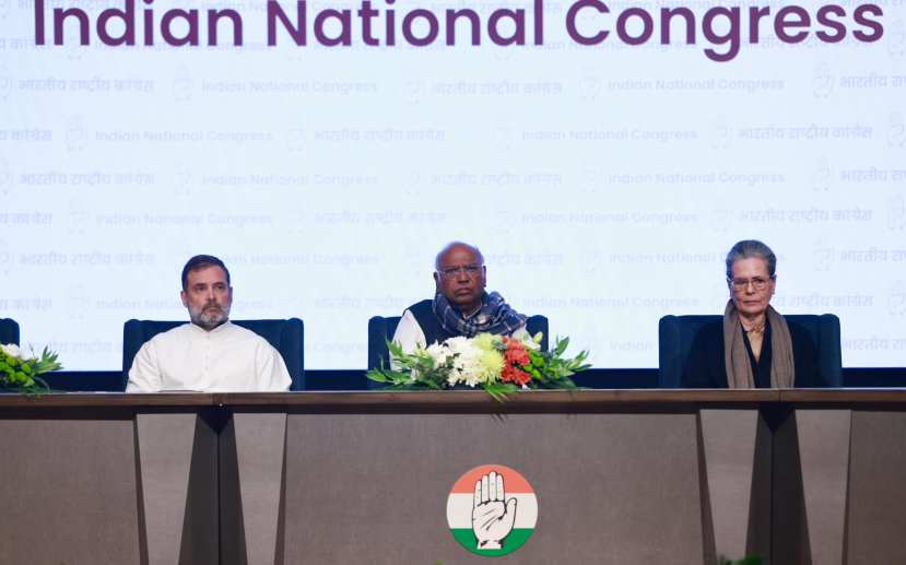 She was joined by Congress President Mallikarjun Kharge and Leader of Opposition in the Lok Sabha, Rahul Gandhi, for the ceremony.