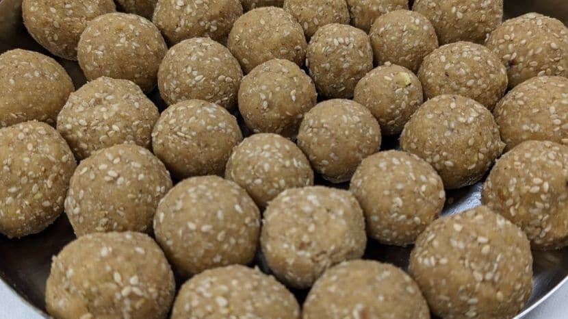 benefits of eating Til Laddu during winter 