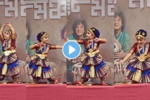 a child girl presents amazing Bharatanatyam classical Indian dance video goes viral