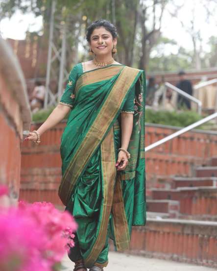 Ashvini Mahangade Chandrakor Nauvari Paithani Saree