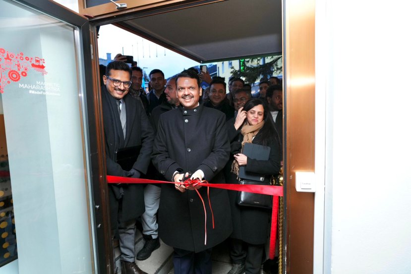 Devendra Fadnavis Switzerland Davos 2025