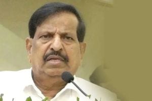 Forest Minister Ganesh Naiks first visit to Vidarbha praise work of former Forest Minister