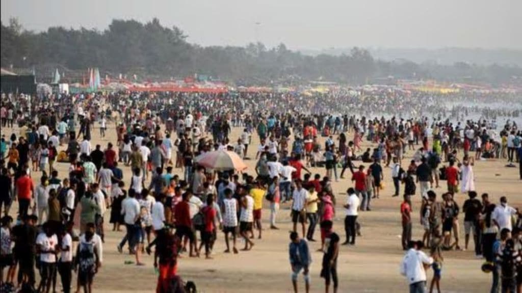 Image of Goa's crowded beaches or hotels