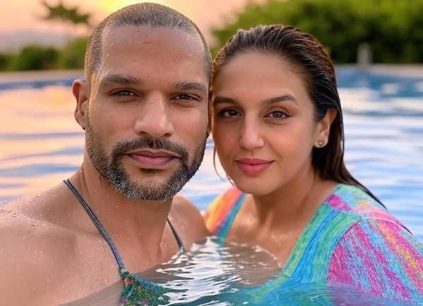 Huma Qureshi Shikhar Dhawan swimming pool photos