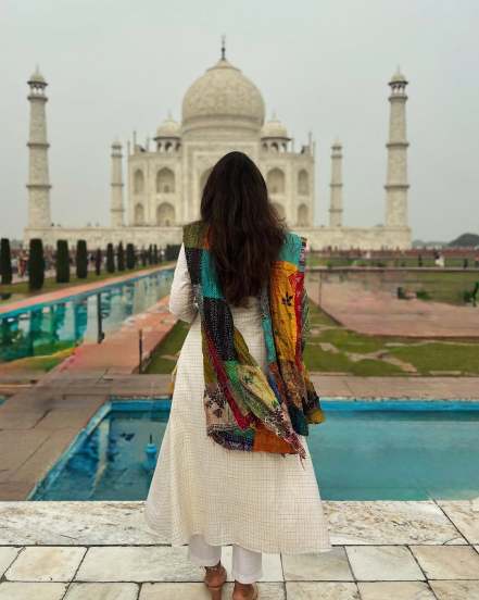 Kaumudi Walokar Taj Mahal Photoshoot