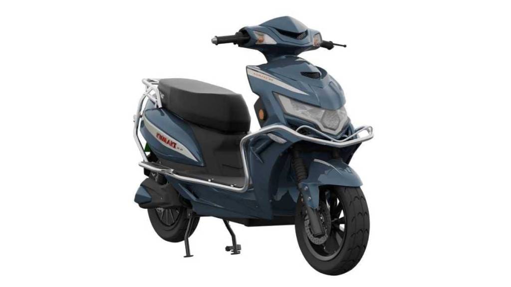 Komaki SE series electric scooters