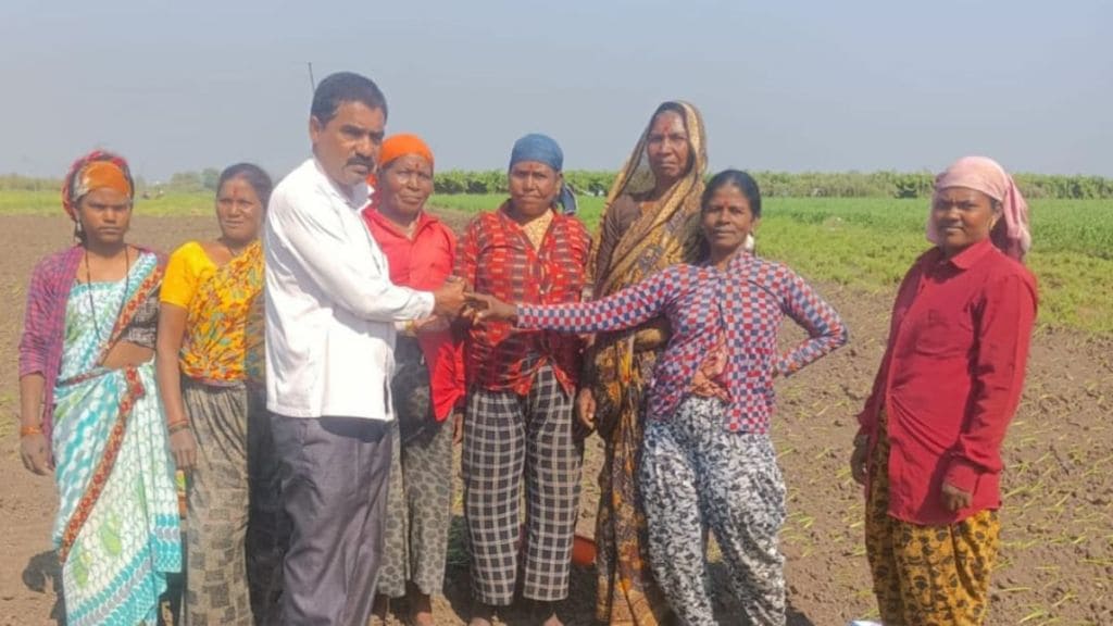 Laborers find gold ring lost 10 years ago in field in nashik