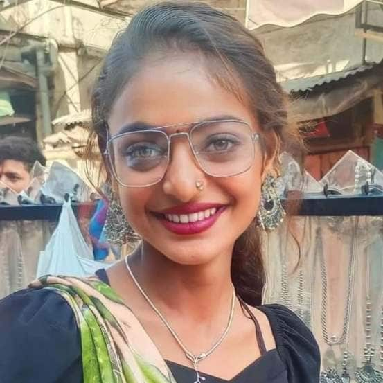 Monalisa Bhosle Maha Kumbh Mela 2025 Prayagraj