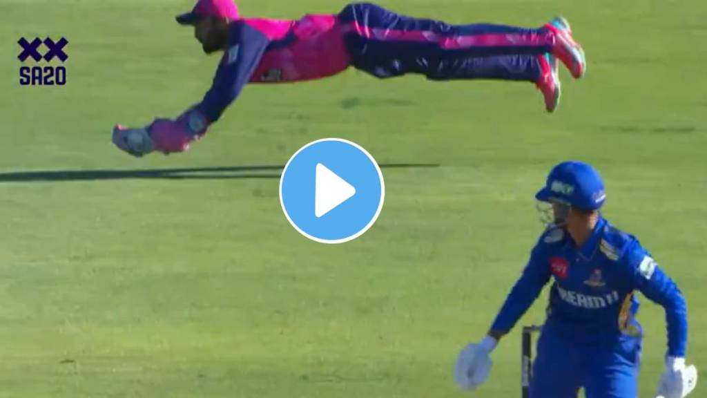 Dinesh Karthik pulls off one handed stunner catch for Paarl Royals against MI Cape Town in SA20 video viral