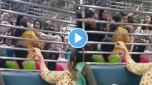 Shocking video in mumbai virar local train women fight video viral on social media spirit of mumbai