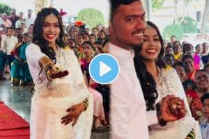 Wedding video bride dance after seeing his groom on stage bride emotinal video goes viral on social media