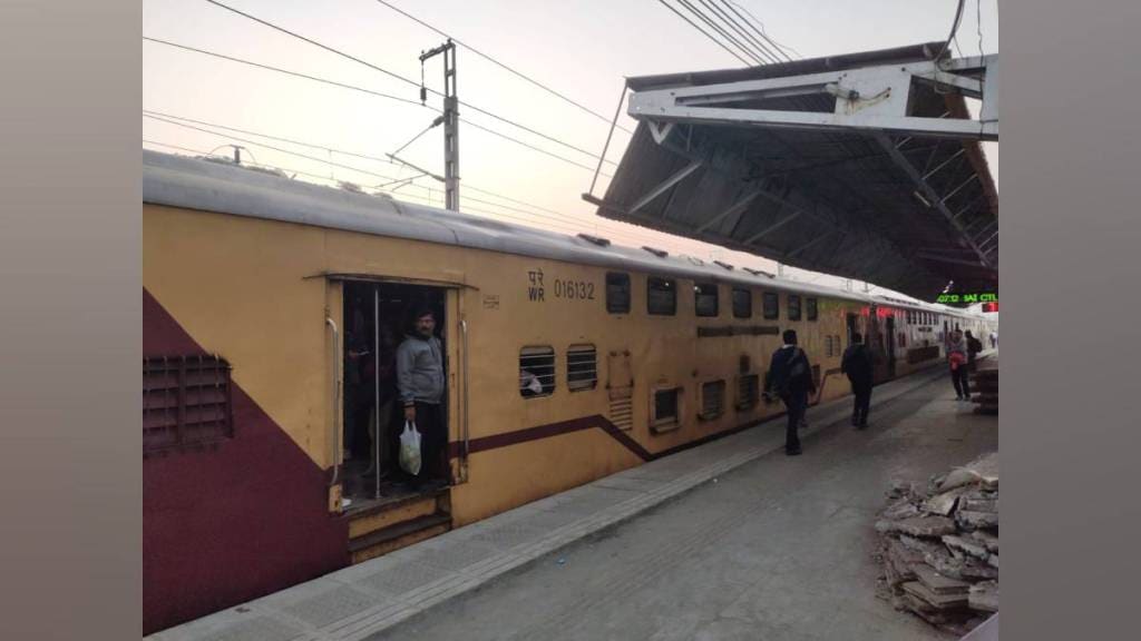 Western Railway finalized connecting Valsad fast passenger train