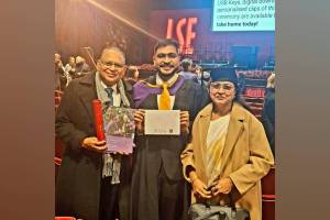 yavatmal Adv Pranav Vivek Deshmukh graduated from London School of Economics