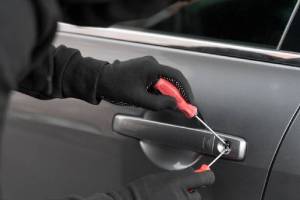 Important tips to help prevent car theft