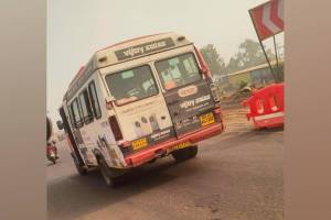 mini buses with best logo running on the Nashik Kasara route