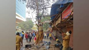 g south division of bmc undertook major operation to clear encroachments in Lower Parel on Friday