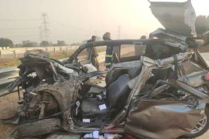 One passenger was killed and two others were injured in an accident on the highway on Saturday