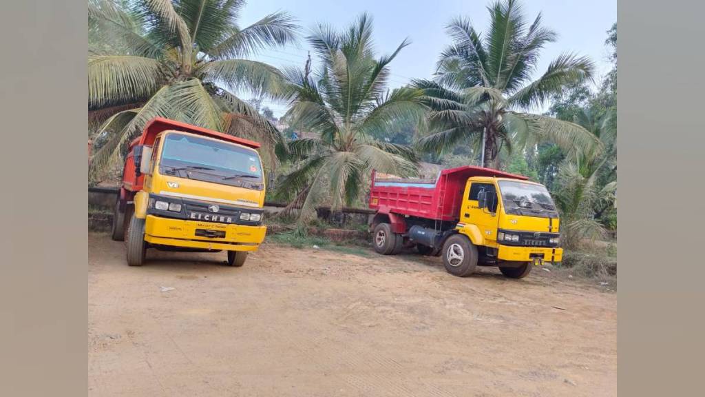 attempt to put a dumper on the head of Naib Tahsildar was unsuccessful.