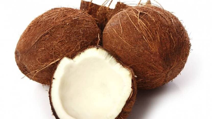 Hack to remove coconut from its shell