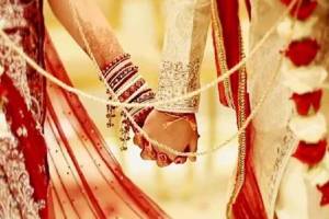 Nine people including brokers were booked in Dhule for arranging fake marriages to cheat youths for money